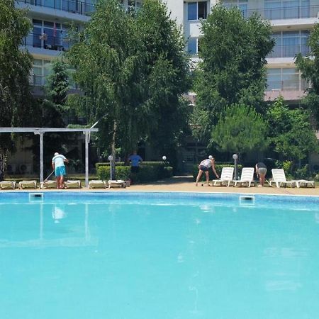 Yves 2 Bed Apart At Sun Village Sunny Beach Not Far Away From The Sea מראה חיצוני תמונה