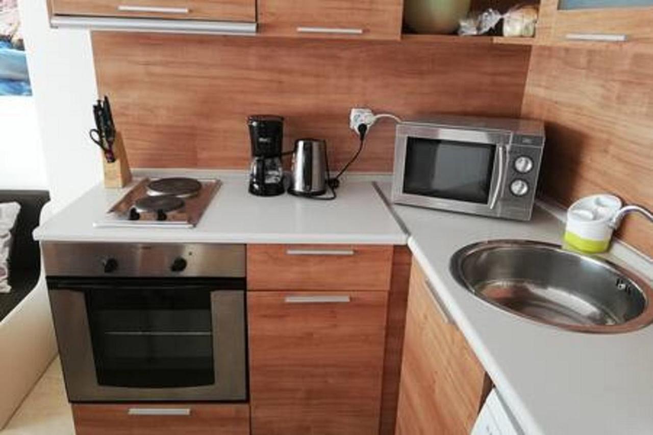 Yves 2 Bed Apart At Sun Village Sunny Beach Not Far Away From The Sea מראה חיצוני תמונה