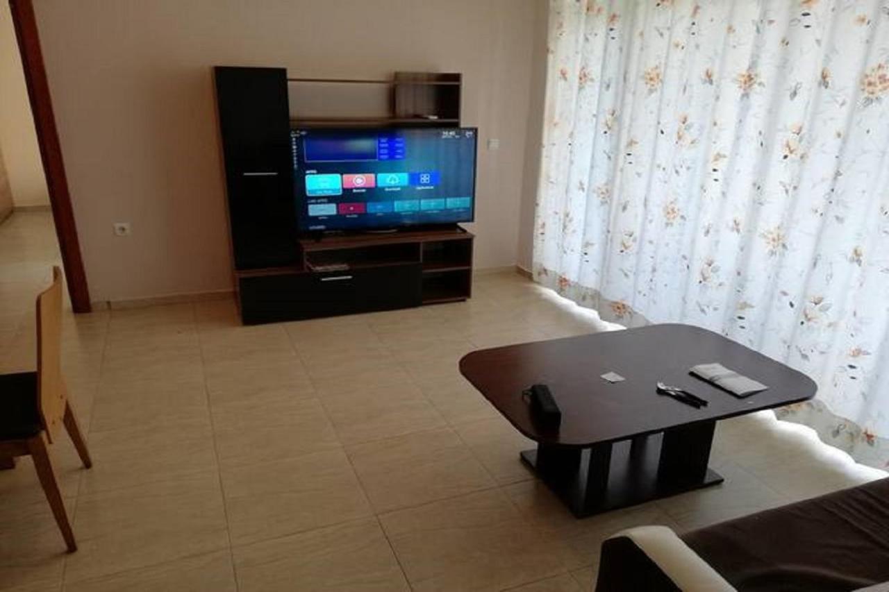 Yves 2 Bed Apart At Sun Village Sunny Beach Not Far Away From The Sea מראה חיצוני תמונה