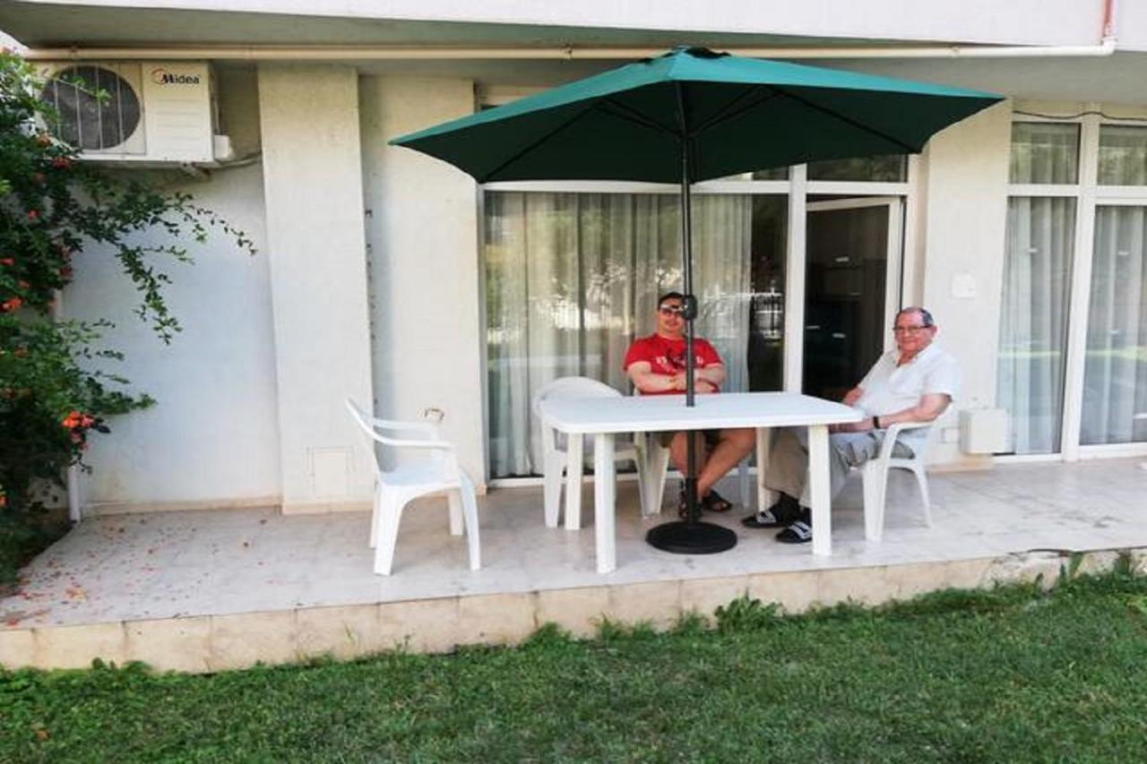 Yves 2 Bed Apart At Sun Village Sunny Beach Not Far Away From The Sea מראה חיצוני תמונה