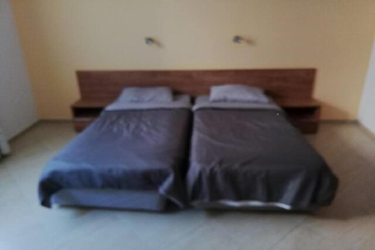 Yves 2 Bed Apart At Sun Village Sunny Beach Not Far Away From The Sea מראה חיצוני תמונה