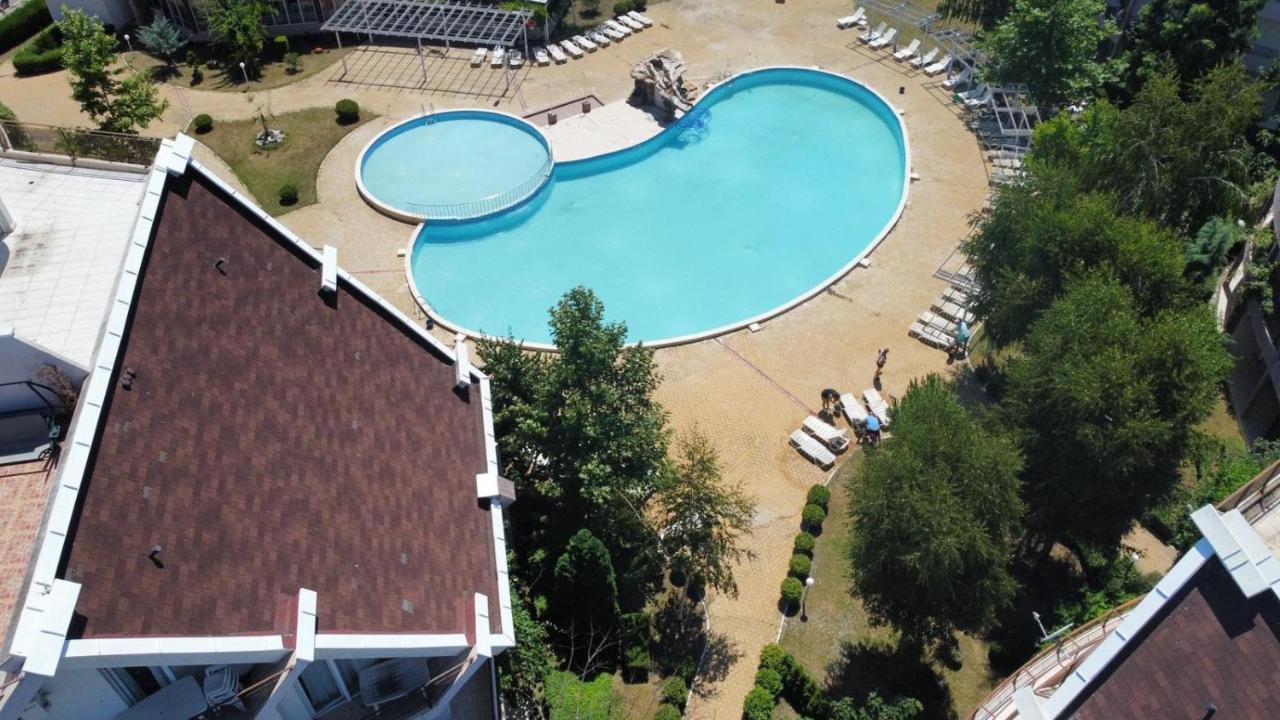 Yves 2 Bed Apart At Sun Village Sunny Beach Not Far Away From The Sea מראה חיצוני תמונה